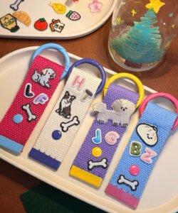 Colorful Canvas Keychain screenshot